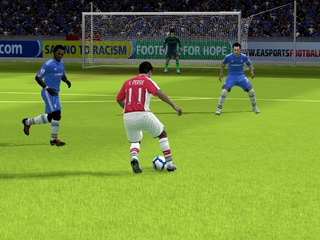 Illustration for article titled Arsenal vs. Chelsea Highlight New FIFA Online Screens